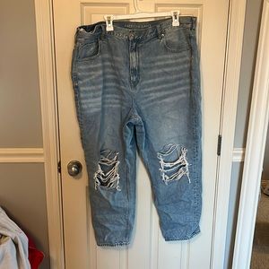 American Eagle Mom Jeans
